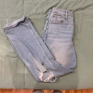 HOLLISTER Ultra High Rise Dad Jean 27